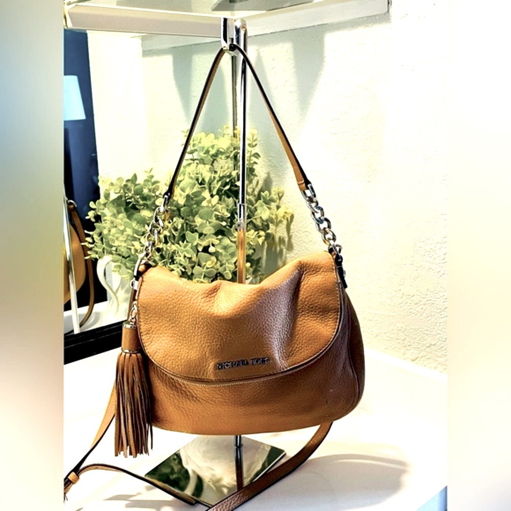 Michael Kors Bedford Tassel Pebbled Leather Crossbody Shoulder Bag/Clutch